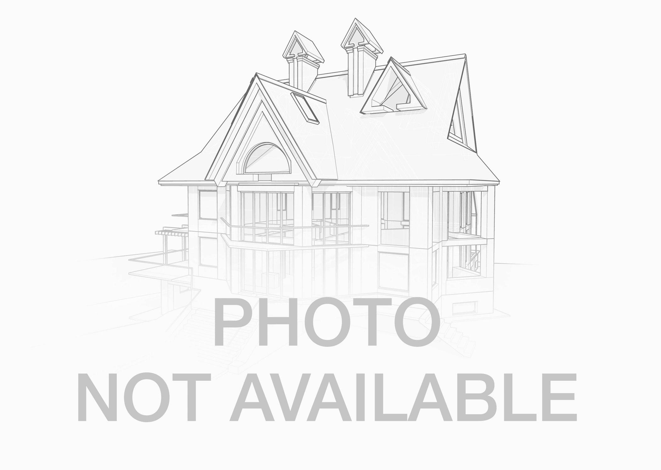 3161 N Cambridge Avenue 